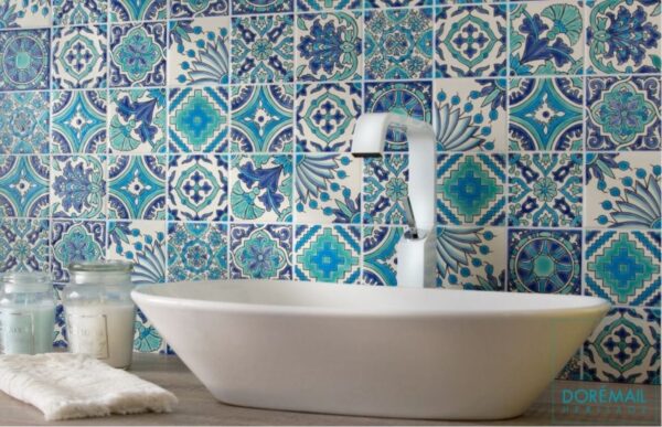 Carrelage méditerranéen peint main Doremail - Patchwork LES TUNISIENNES BLEU