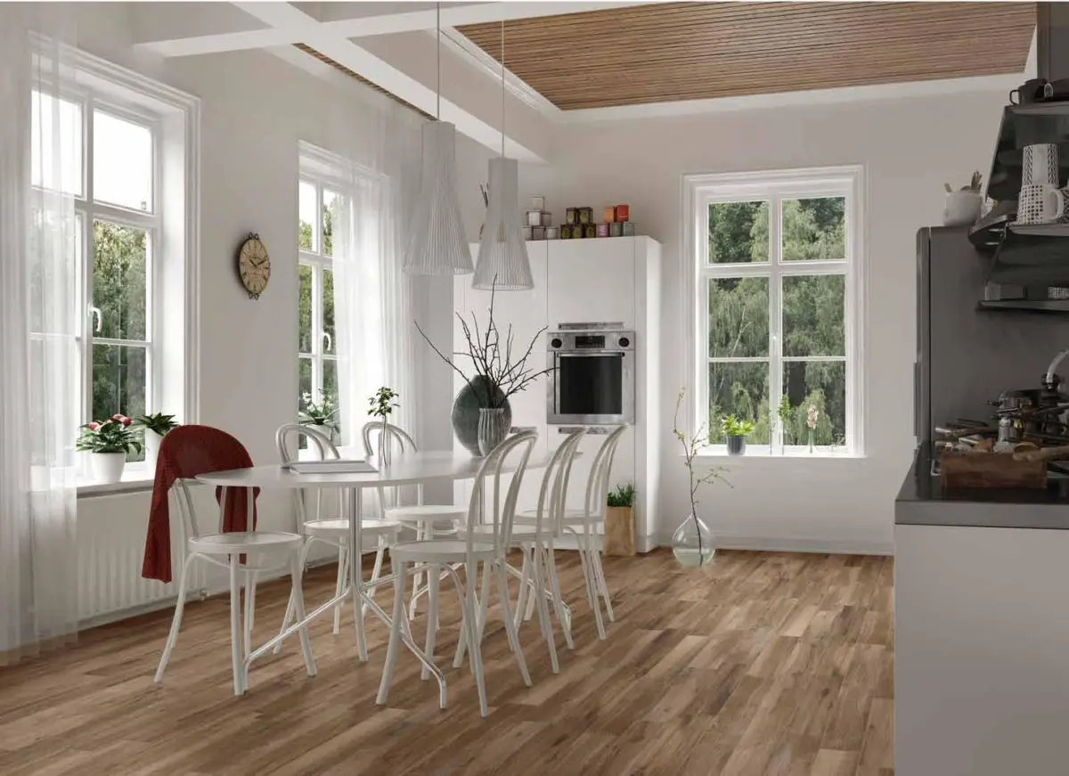 Sol cuisine en carrelage imitation parquet bois Paul NORWAY couleur NUT - Carrelage italien haut de gamme