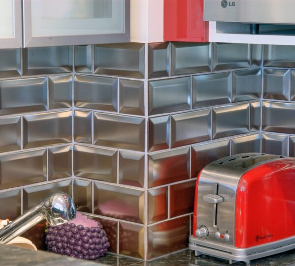 Carrelage cuisine - carreau métro brillant Chrome Diffusion Céramique
