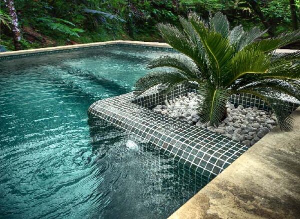 Mosaïque effet piscine Pierre de Bali - Reviglass PARADISE STONES coloris JADE
