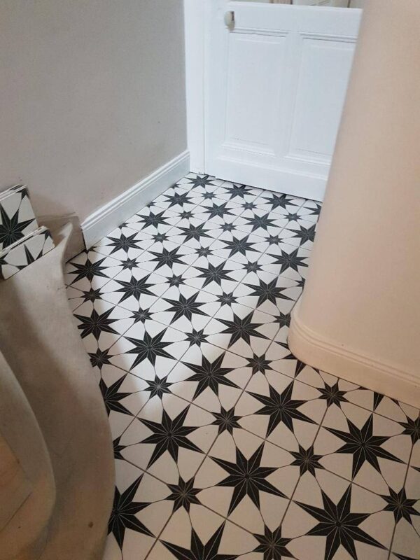 Carrelage rétro étoile imitation carreaux de ciment - STELLA NOIR