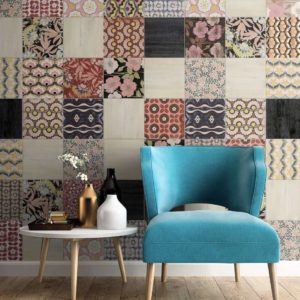 Carrelage patchwork fleurs type pepier peint - Diffusion Céramique Chike - couleur : printemps été