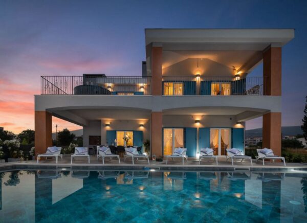 Piscine Pierre de Bali Gres Aragon OCEAN - OCEAN PEARL et CORAL BAY
