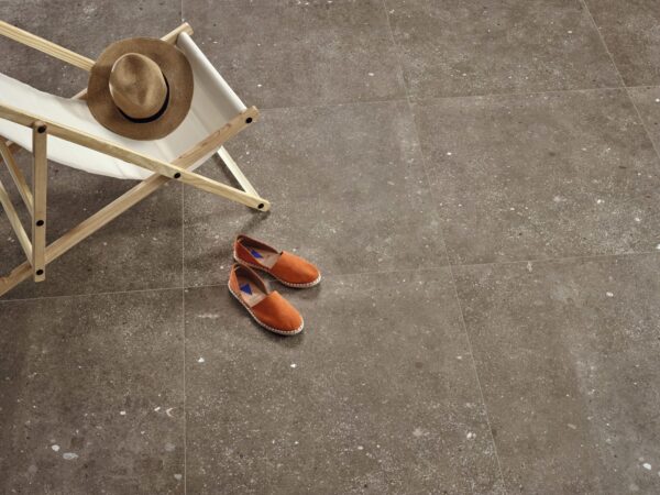 Carrelage grand format imitation pierre STN GLAMSTONE - terrasse couleur BROWN
