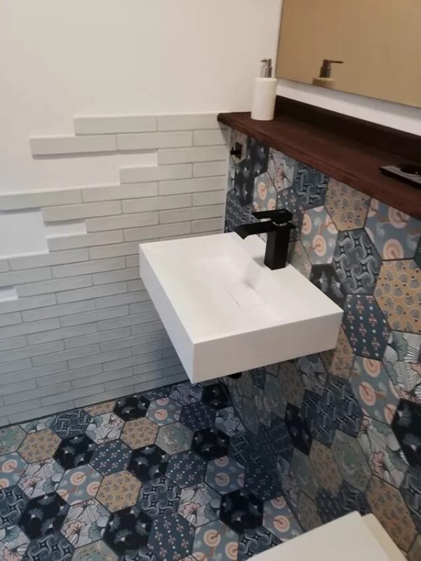 Carrelage hexagonal patchwork Cevica GOOD VIBES - Lavabo