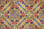Carrelage azulejo fleuri Nanda, collection Terra -modèle LARA