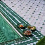 Zellige marocain traditionnel Diffusion Céramique - Bassin blanc et vert