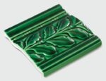 Vue de biais - Frise Feuille de Chêne VERT LUTECE de carrelage métro parisien Diffusion Céramique