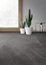 Sol avec carrelage pierre noir DecorUnion PIETRA LAVAGNA - ANTRACITE 60x60cm