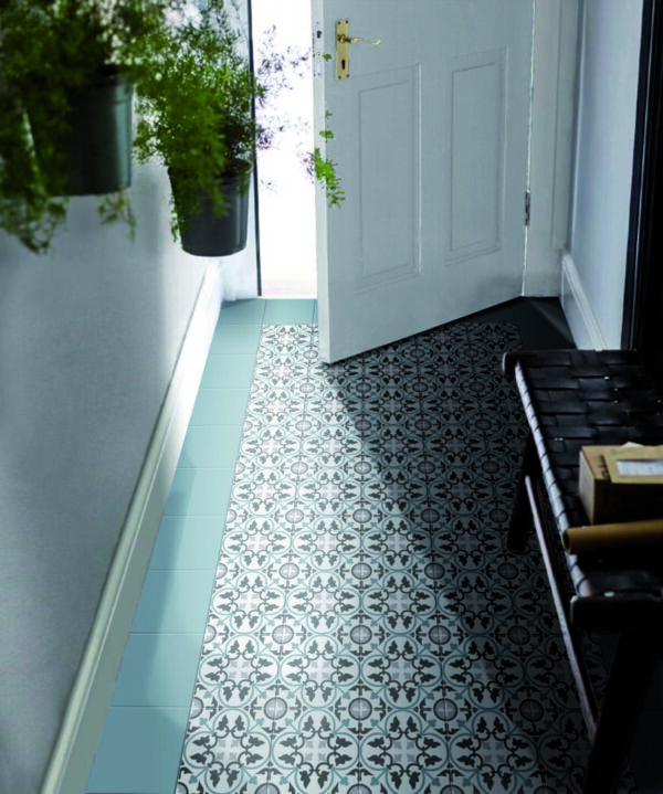 Carrelage Pasicos Floral - bords BLUE et sol ASCOT Carrelage Pasicos Floral - bords BLUE et sol ASCOT